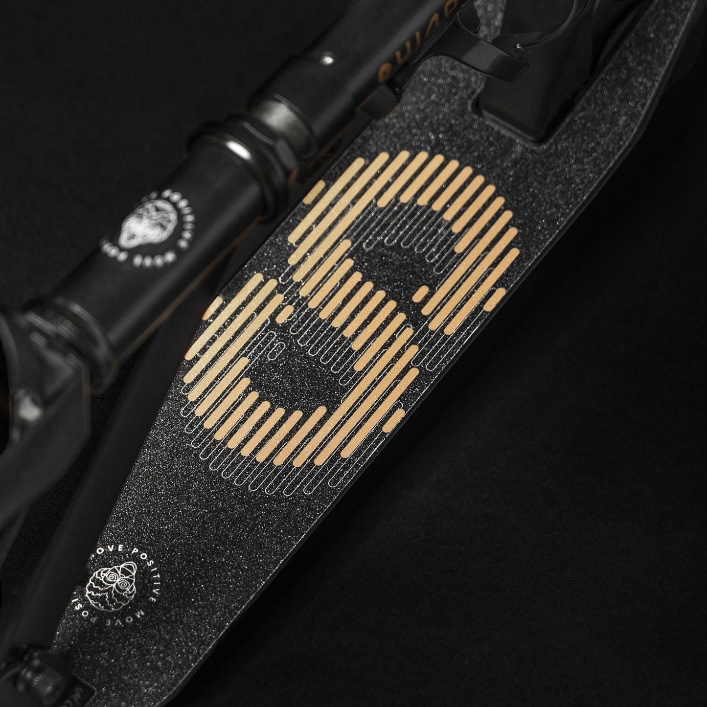 Movino Infinity (black-gold)